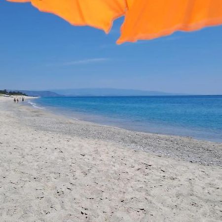 L'Isola Dei Vacanzieri ซานตันเดรอา อาปอสโตโล เดลโล โยนิโอ ภายนอก รูปภาพ